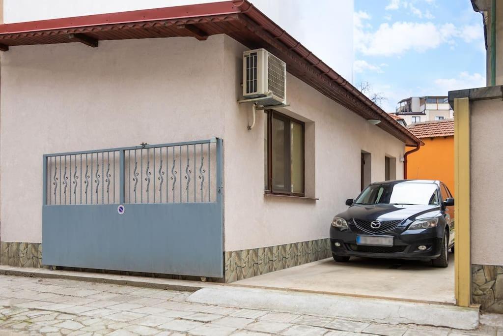 דירות פלובדיב 'Little Little' House In The Town Center & Parking מראה חיצוני תמונה